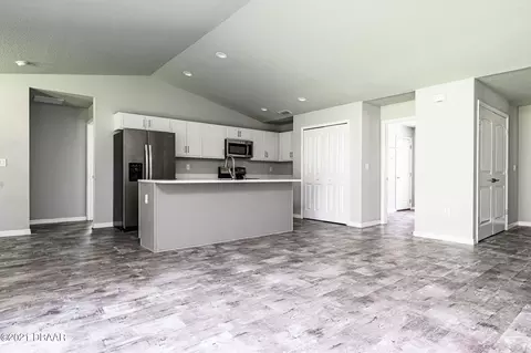 2313 Silver Palm Dr, Edgewater, FL 32141 photo 4