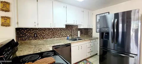 53 Seacrest Dr, Ormond Beach, FL 32176 photo 8