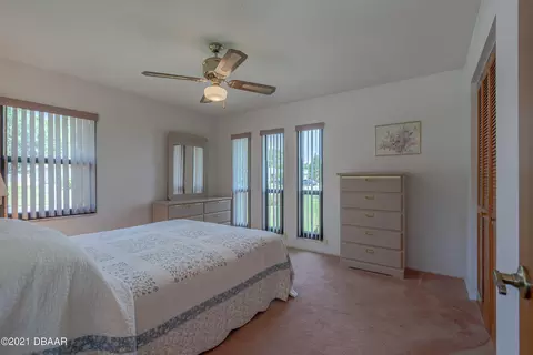 526 Sparrow Dr, Edgewater, FL 32141 photo 13