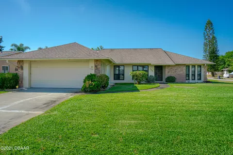 526 Sparrow Dr, Edgewater, FL 32141 photo 1