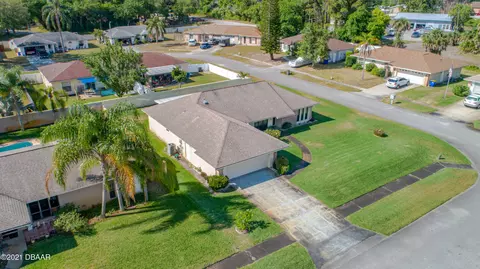 526 Sparrow Dr, Edgewater, FL 32141 photo 6