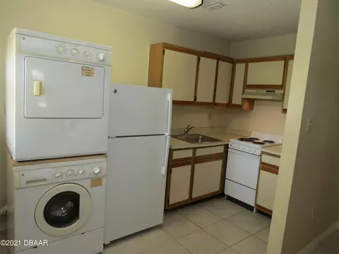 123 Cardinal Dr #C, Ormond Beach, FL 32176 photo 6