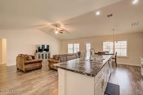 22 Eagle Lake Dr, Flagler Beach, FL 32136 photo 7