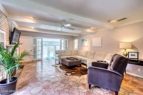 4 Rio Pinar Trl, Ormond Beach, FL 32174 photo 3