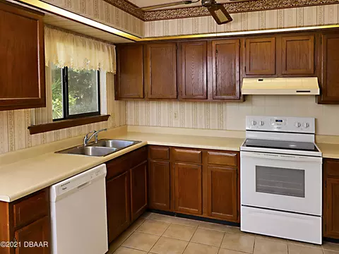 97 Hay Bale Trl, Ormond Beach, FL 32174 photo 7