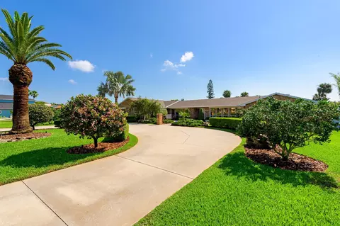 2585 John Anderson Dr, Ormond Beach, FL 32176 photo 5