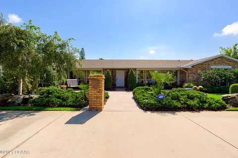 2585 John Anderson Dr, Ormond Beach, FL 32176 photo 1