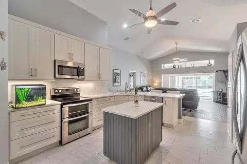 37 Ocean Pines Dr, Ormond Beach, FL 32174 photo 4
