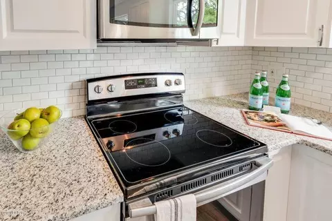 1535 John Anderson Dr, Ormond Beach, FL 32176 photo 5
