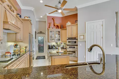 54 Indianhead Dr, Ormond Beach, FL 32174 photo 2