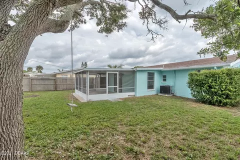 46 Palm Dr, Ormond Beach, FL 32176 photo 3