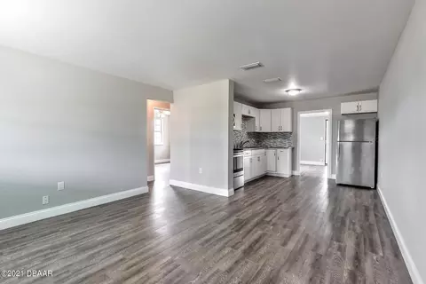46 Palm Dr, Ormond Beach, FL 32176 photo 8