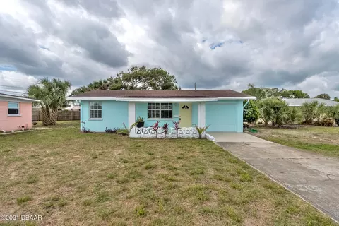46 Palm Dr, Ormond Beach, FL 32176 photo 2