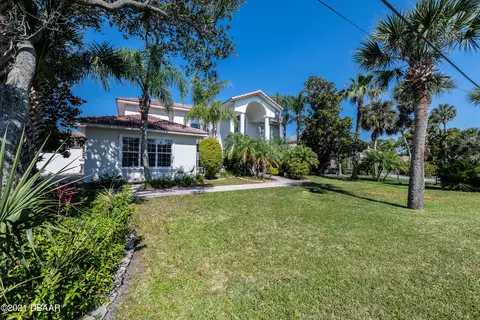 3546 John Anderson Dr, Ormond Beach, FL 32176 photo 2
