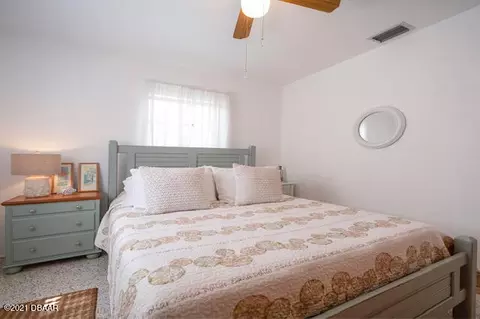 38 Seaview Dr, Ormond Beach, FL 32176 photo 2