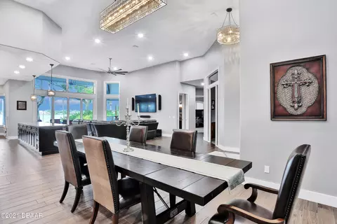 577 N Beach St, Ormond Beach, FL 32174 photo 6