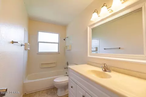 3005 Pine Tree Dr, Edgewater, FL 32141 photo 16