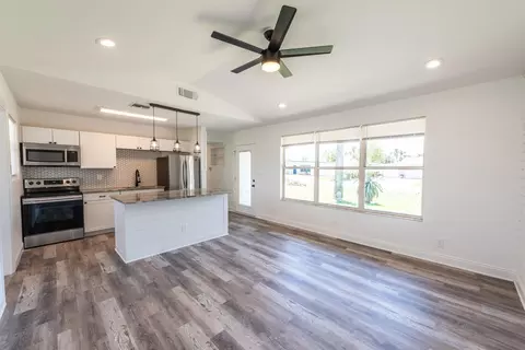 31 Dolphin Ave, Ormond Beach, FL 32176 photo 13