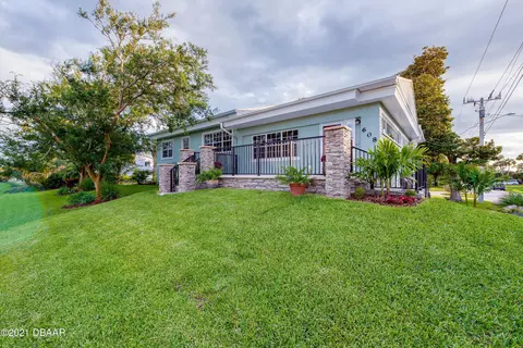 608 N Halifax Dr, Ormond Beach, FL 32176 photo 1