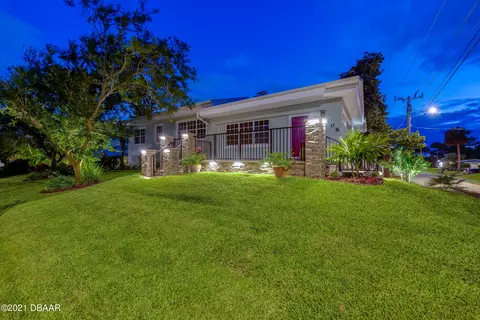 608 N Halifax Dr, Ormond Beach, FL 32176 photo 3