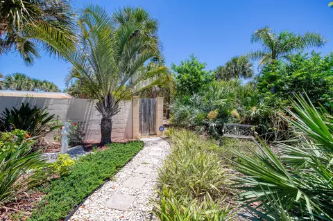 7 Sandra Dr, Ormond Beach, FL 32176 photo 5