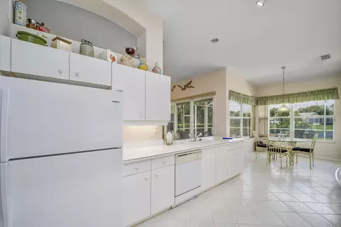89 Bridgewater Ln, Ormond Beach, FL 32174 photo 12