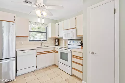 59 W Ocean Ter, Ormond Beach, FL 32176 photo 13