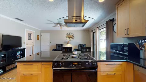 932 Northbrook Dr, Ormond Beach, FL 32174 photo 2