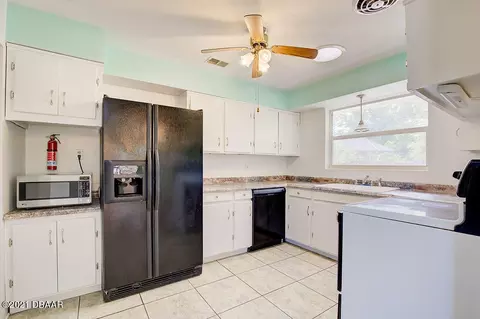 580 S Ridgewood Ave, Ormond Beach, FL 32174 photo 13