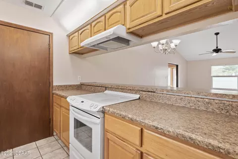 27 Ocean Breeze Cir, Ormond Beach, FL 32176 photo 15