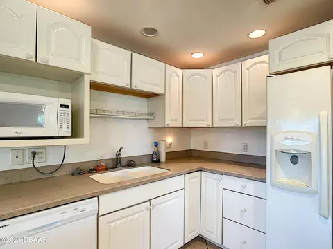 122 Magnolia Ave, Edgewater, FL 32132 photo 23