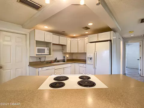 122 Magnolia Ave, Edgewater, FL 32132 photo 22