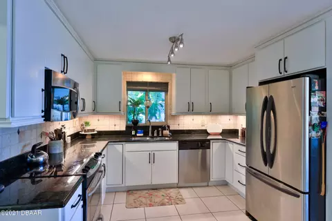 1065 Peninsula Dr, Ormond Beach, FL 32174 photo 16