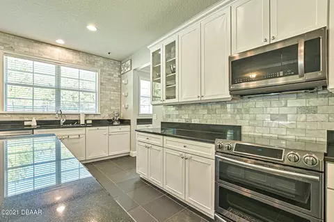 8 Dormer Dr, Ormond Beach, FL 32174 photo 7