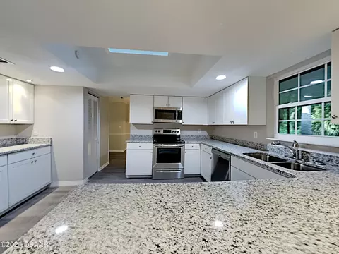 1526 Oak Forest Dr, Ormond Beach, FL 32174 photo 22