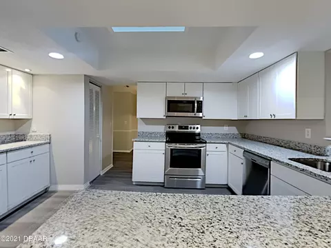 1526 Oak Forest Dr, Ormond Beach, FL 32174 photo 21
