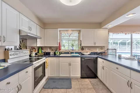 3004 Lime Tree Dr, Edgewater, FL 32141 photo 14