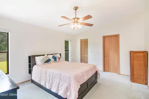 1819 Pine Tree Dr, Edgewater, FL 32132 photo 11