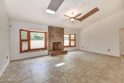 540 S Center St, Ormond Beach, FL 32174 photo 2