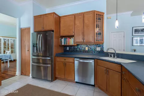 290 Parrulli Dr, Ormond Beach, FL 32174 photo 12