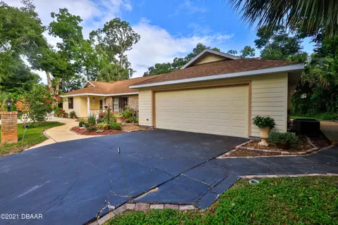 2 Carmel Ct, Ormond Beach, FL 32174 photo 1