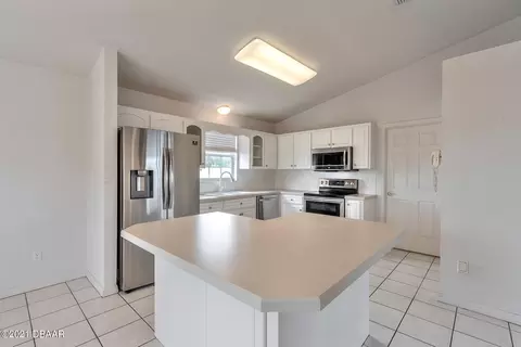 134 Charles St, Edgewater, FL 32141 photo 5