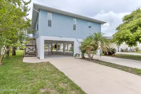 134 Charles St, Edgewater, FL 32141 photo 2