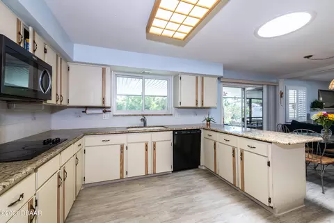 2265 John Anderson Dr, Ormond Beach, FL 32176 photo 8