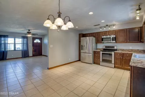 1305 Fairway Ave, Ormond Beach, FL 32174 photo 9