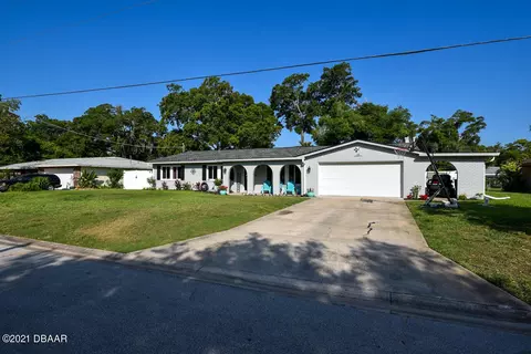 18 Oakmont Cir, Ormond Beach, FL 32174 photo 4