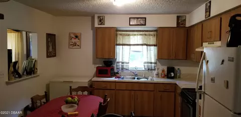 2555 Bethune Ave, Mims, FL 32754 photo 3