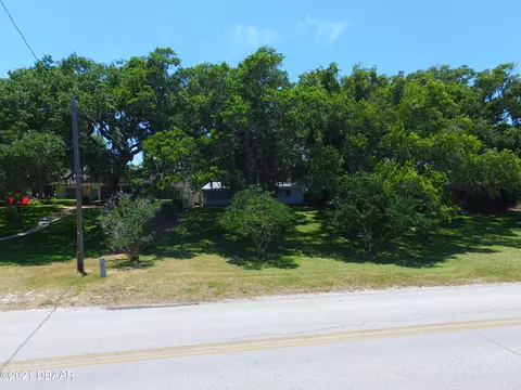 602 N Riverside Dr, Edgewater, FL 32132 photo 12