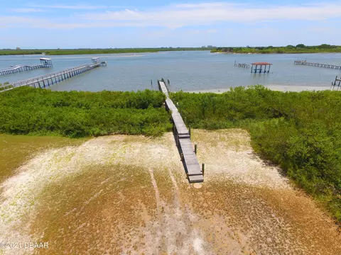 602 N Riverside Dr, Edgewater, FL 32132 photo 4