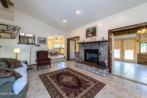 1780 Maplewood Dr, Edgewater, FL 32132 photo 5